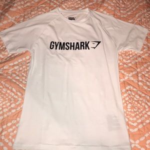 BRAND NEW WITH OUT TAGS GYMSHARK MENS SIZE SMALL